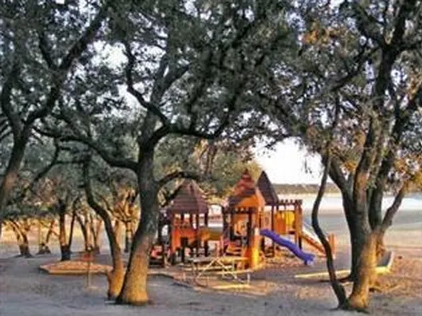 20104 Continental Dr, Lago Vista, TX 78645