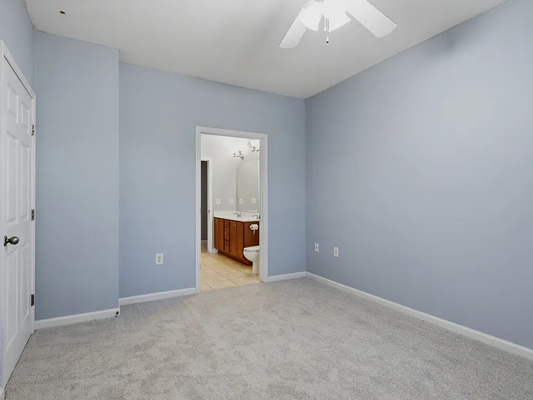 625 Marshtree Ln #208 — Photo 5