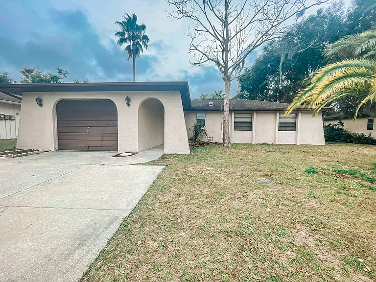 12834 Lake Tree Ln — Photo 12