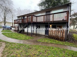 17450 SE Powell Blvd, Portland, OR 97236