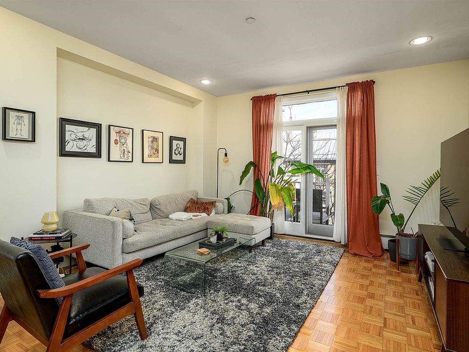1st image of 207 Shearwater Ct W APT 54