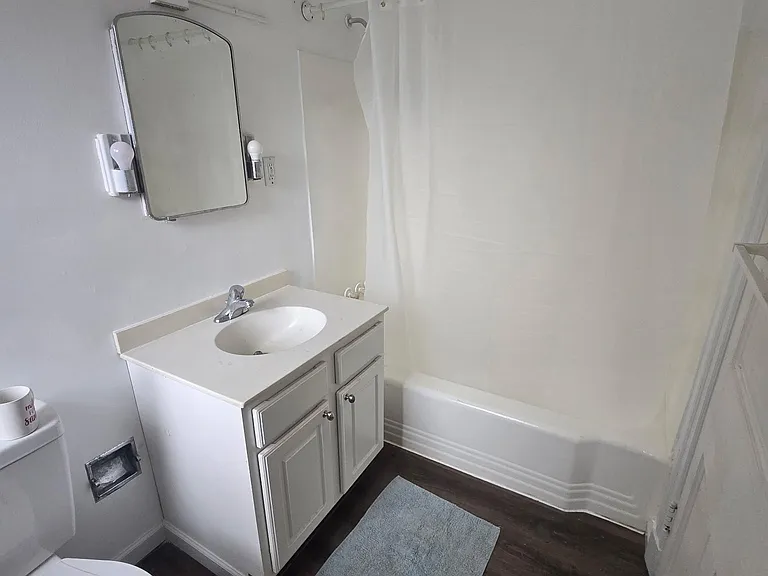 6 E Main St #A — Photo 1