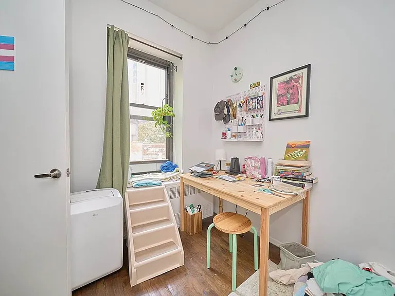 484 9th Ave #1B — Photo 5