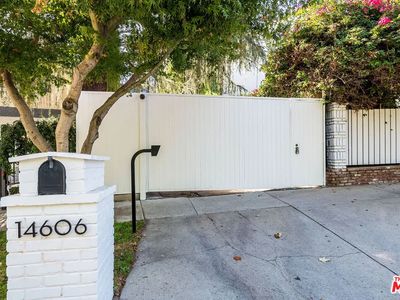 14606 Sutton St, Sherman Oaks, CA, 91403