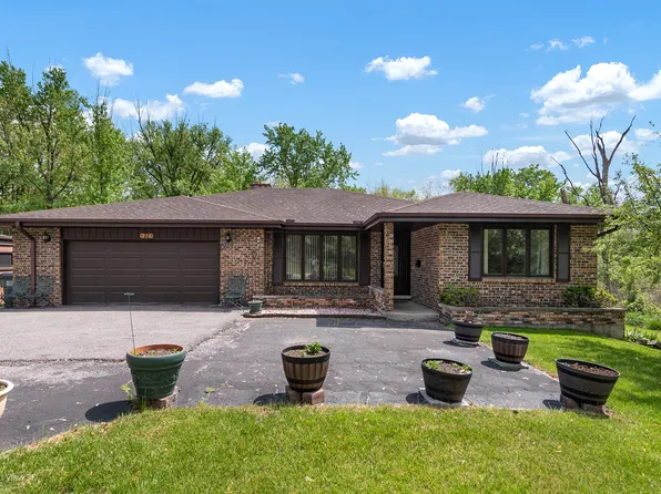 22 W Jane St, Glenwood, IL 60425