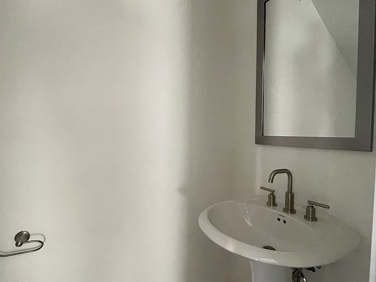 153 Bess Blvd — Photo 13