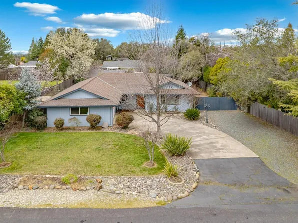2760 La Crescenta Dr, Cameron Park, CA 95682