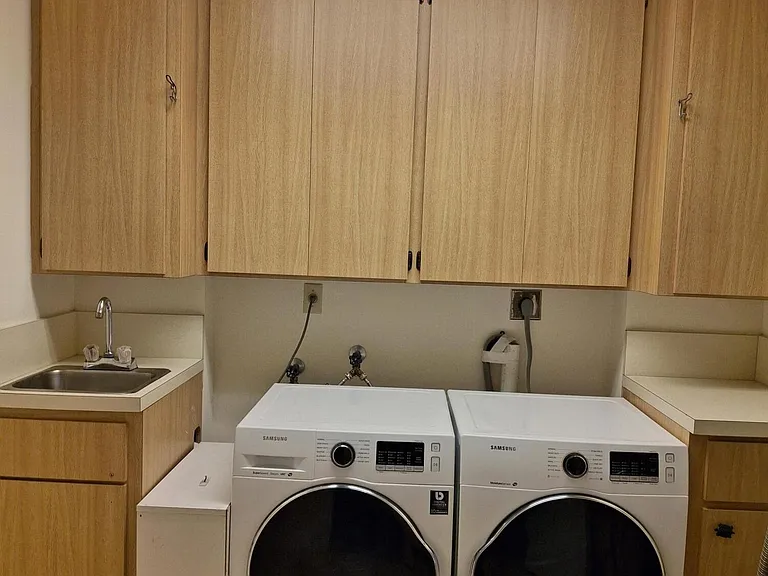 1201 Seafarer Cir #201 — Photo 14