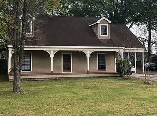 408 Plantation Rd, Thibodaux, LA 70301