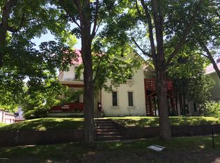 329 W Franklin Ave, Reed City, MI 49677