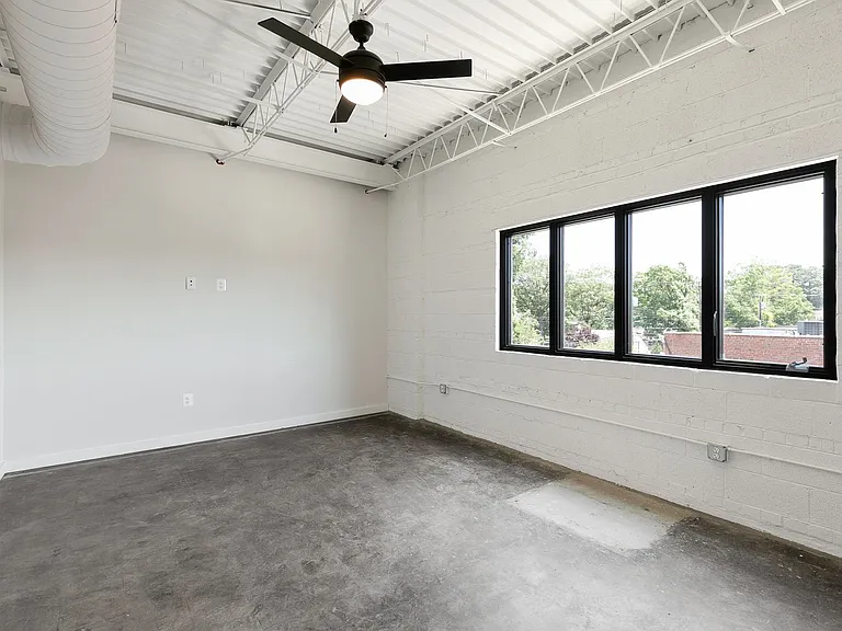 The Westover — Photo 18