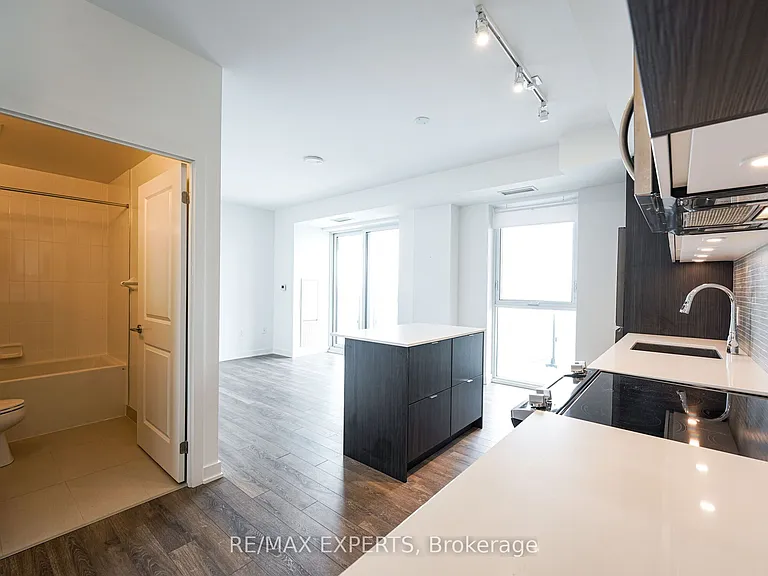 100 Eagle Rock Way #929 — Photo 8
