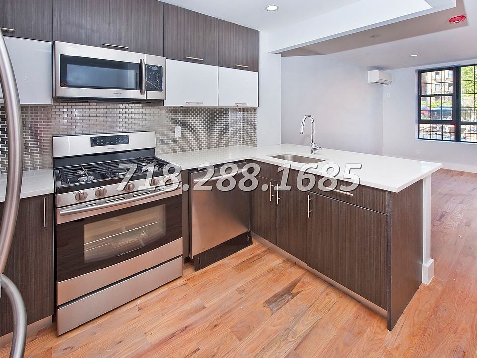 1st image of 670 Halsey St APT 1