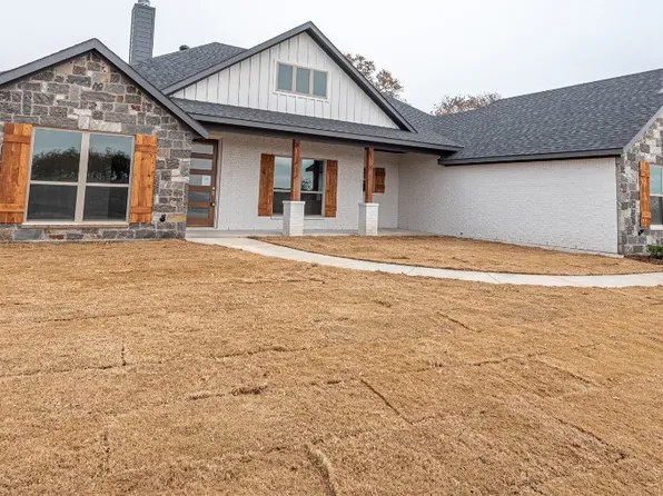 8663 Sari Strong Dr, Weatherford, TX 76087