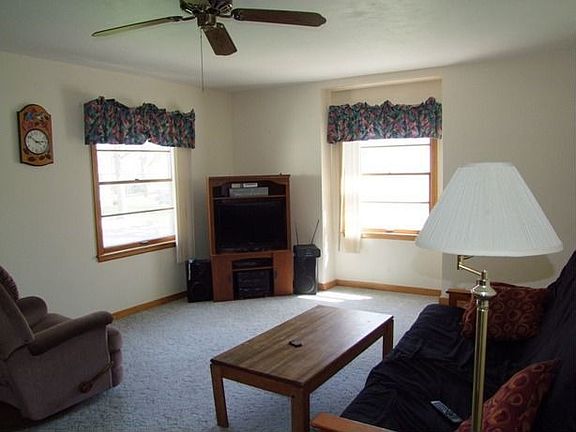 4th image of 604 Larchwood Dr