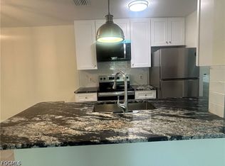 2875 Winkler Ave APT 511, Fort Myers, FL 33916