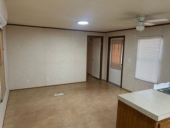 4th image of 11714 S Renee Ave