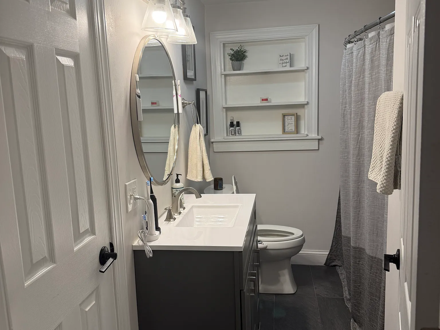 2 bed, 1082 sqft, $3,200 — Photo 4