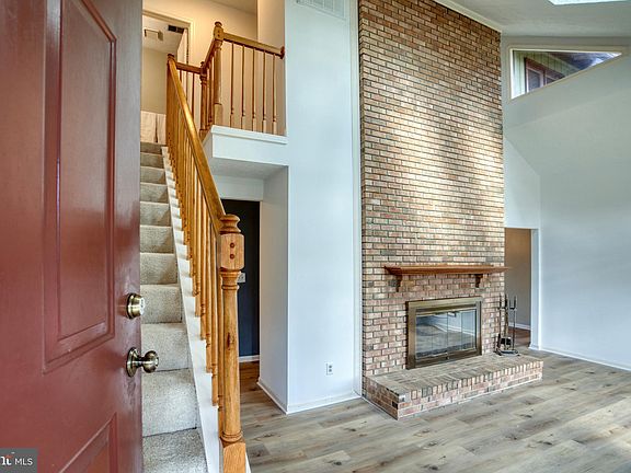 2nd image of 2026 Aquia Dr