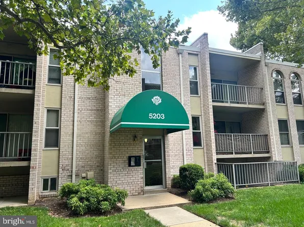 5203 Duke St APT 102, Alexandria, VA 22304