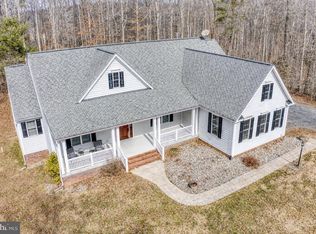 3279 Ridgeview Rd, Reva, VA 22735
