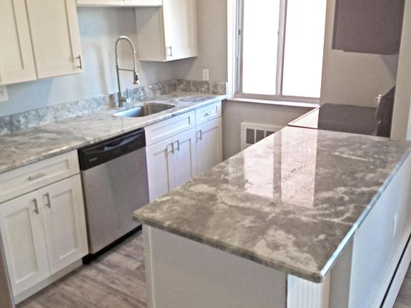 4th image of 15007 Madison Ave APT 9