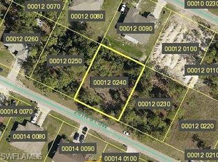 4628 28th St SW, Lehigh Acres, FL 33973