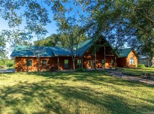 569 N Smokey Cove Rd, Singer, LA 70660