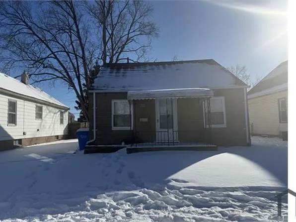 8082 Packard Ave, Warren, MI 48089