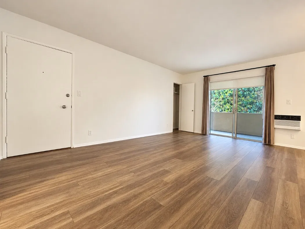 1 bed, 1.0 bath, $2,550 — Photo 3