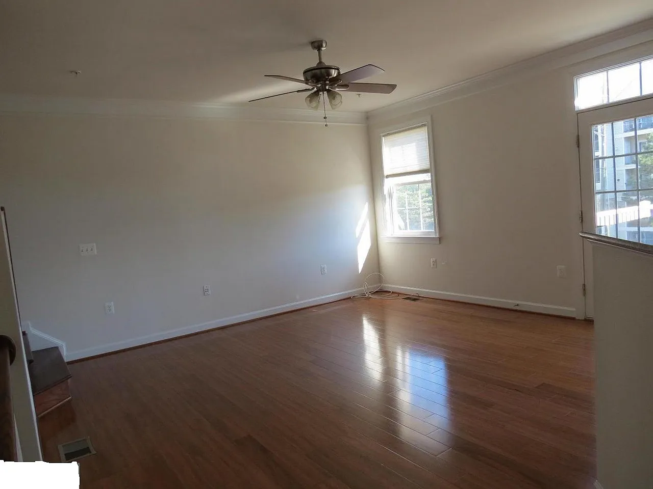 3 bed, 1690 sqft, $3,300 — Photo 1