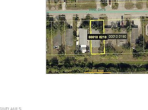 2nd image of 1942 S Pine Dr