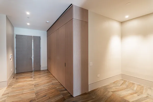 Rented by BARNES New York | media 30