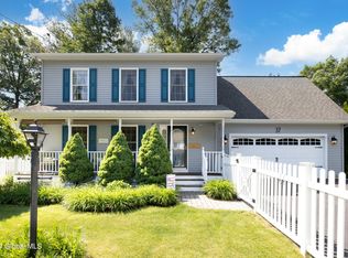 37 Franklin St, Glens Falls, NY 12801
