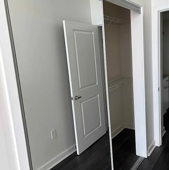3324 Peachtree Rd #2213 — Photo 9