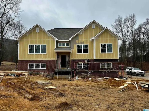 1027 Oak Valley Dr, Leeds, AL 35094