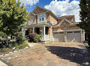 25 Sawston Cir, Brampton, ON L7A2N7