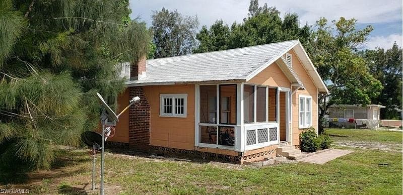 1st image of 2919 Evans Ave