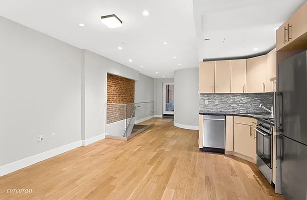 Rented by Corcoran | media 14