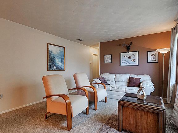 5th image of 331 Oakland Cir NW