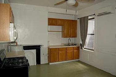 Rented by Wave Real Estate Group