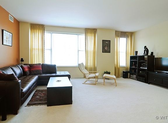 4th image of 77 S Evergreen Ave #G-90