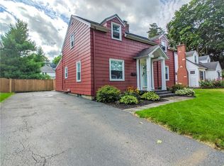 203 Winstead Rd, Rochester, NY 14609