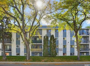 720 8th St E #104, Saskatoon, SK S7H0R3