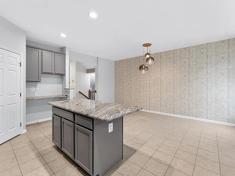 7015 Trek Way — Photo 22