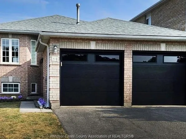 201 Hanmer St E, Barrie, ON L4M 6W7