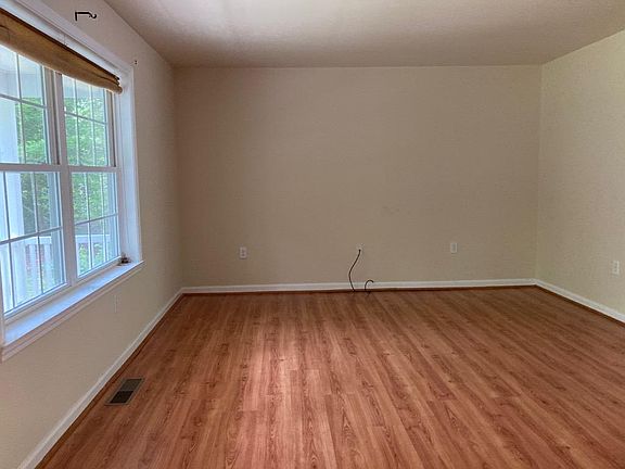 4th image of 33977 Indian Queen Ln