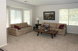 5th image of 28831 Kenroy Ave