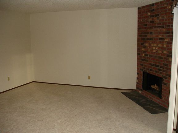 4th image of 14510 124th Ave NE #D129