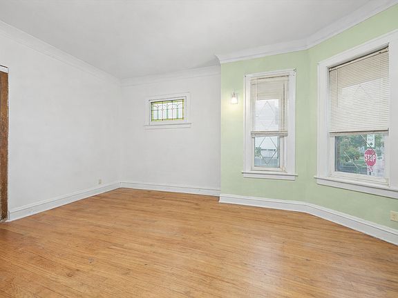 4th image of 7157 S Sangamon St